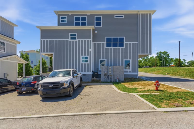 1121 Lawrence Ave #3, Madison, TN 37115
