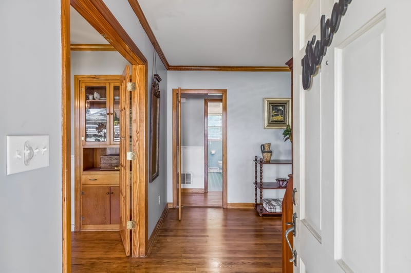 1082 Rolling Fields Cir, Columbia, TN 38401
