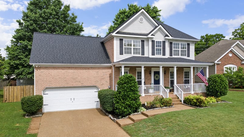 1026 Persimmon Dr, Spring Hill, TN 37174