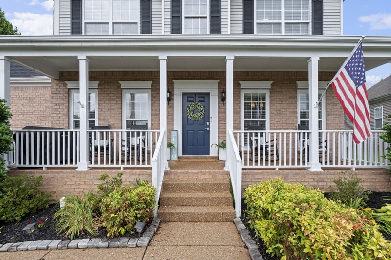 1026 Persimmon Dr, Spring Hill, TN 37174