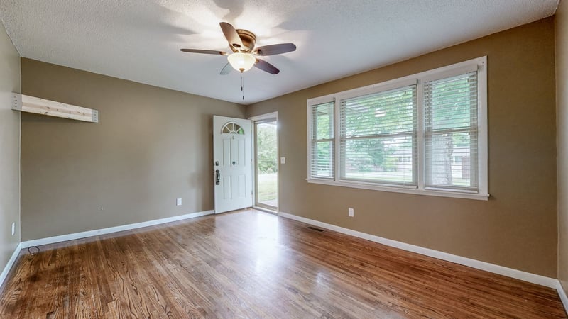 1005 Pinewood Ct, Ashland City, TN 37015