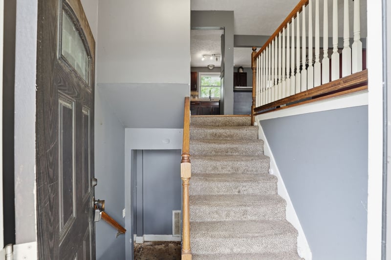 2615 Edge O Lake Dr, Nashville, TN 37217