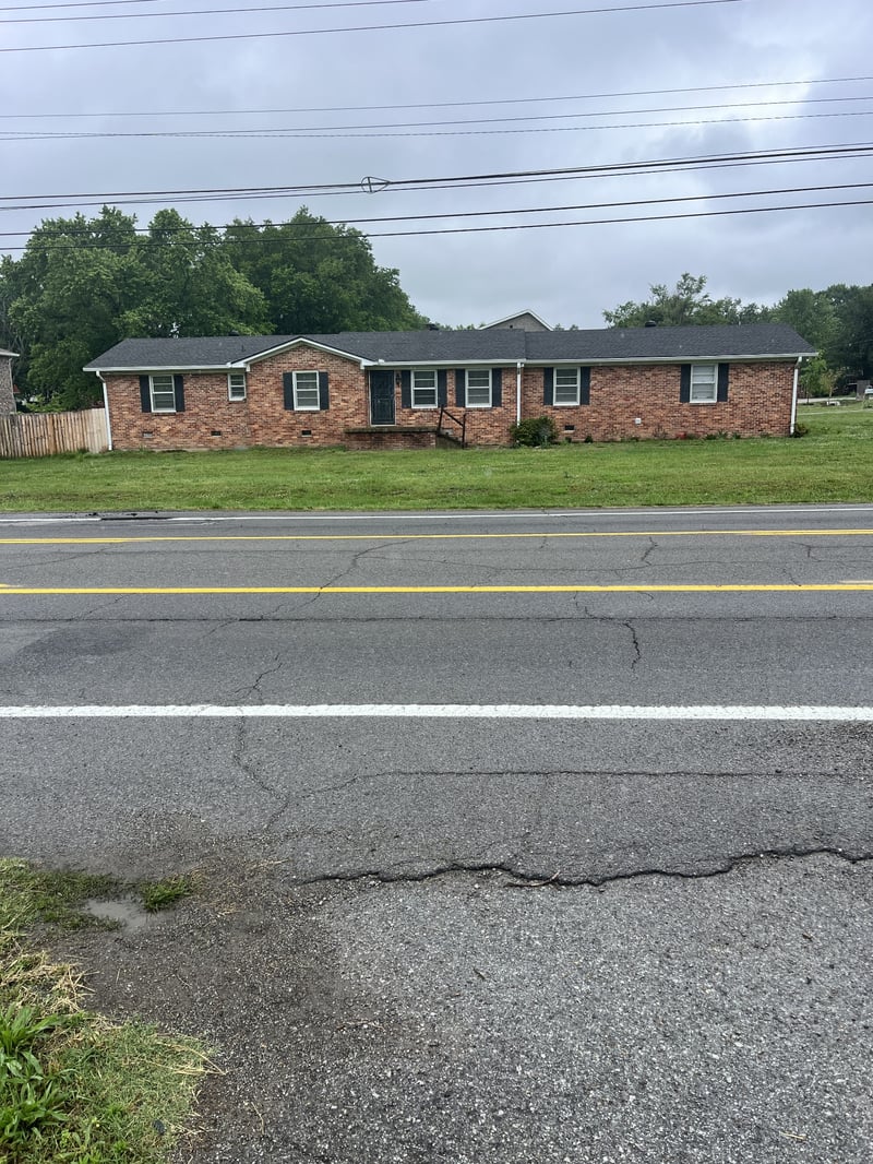 102 Gwen Ave, Gallatin, TN 37066