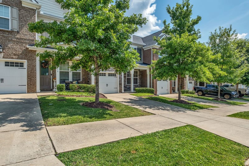 748 Tennypark Ln, Mount Juliet, TN 37122