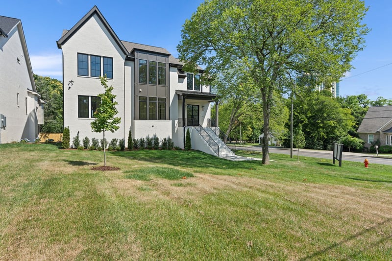 2031 Overhill Dr, Nashville, TN 37215