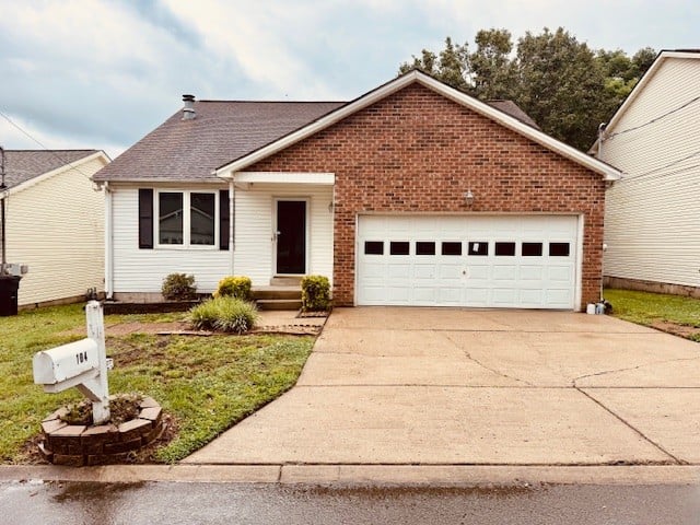 104 Edgehill Ln, Hendersonville, TN 37075