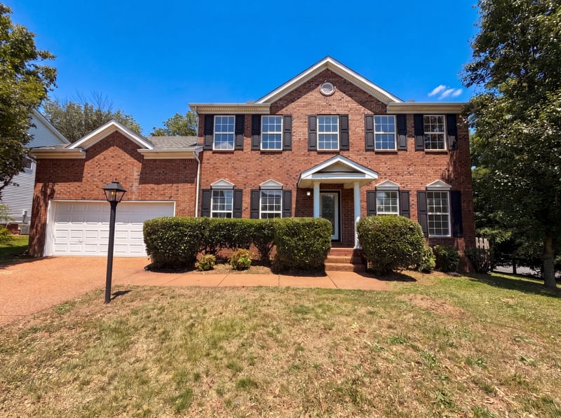 1200 Rockeford Dr, Nashville, TN 37221