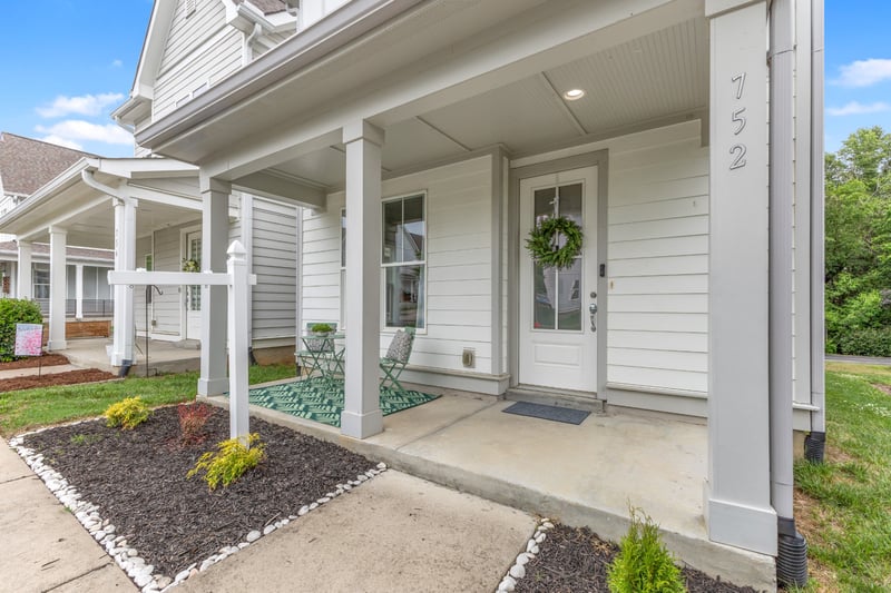 752 Cottage Park Dr, Nashville, TN 37207