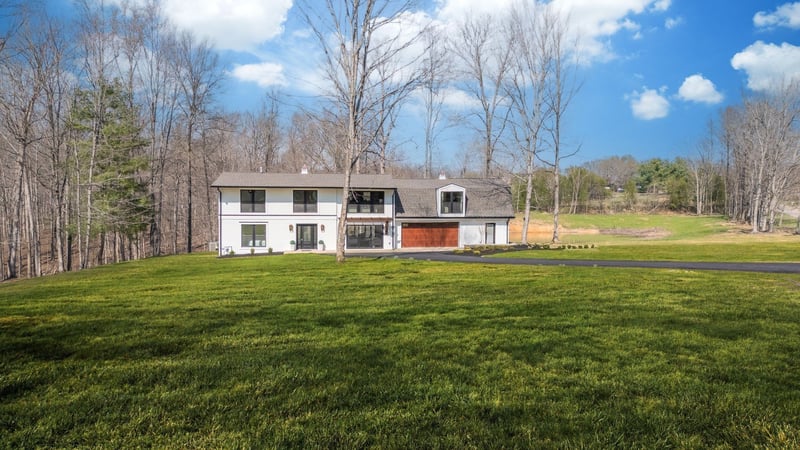 1510 East Piney Rd, Dickson, TN 37055