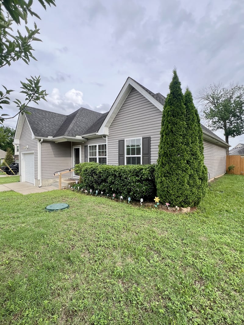 616 Niagra Ln, Murfreesboro, TN 37129