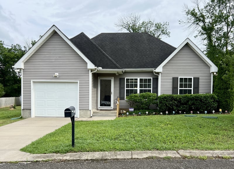 616 Niagra Ln, Murfreesboro, TN 37129