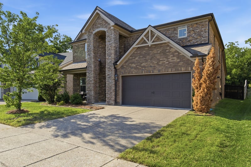 4925 Riverbank Dr, Hermitage, TN 37076