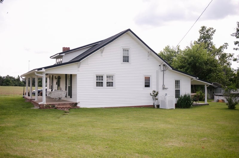 1100 Harve Brown Rd, Bethpage, TN 37022