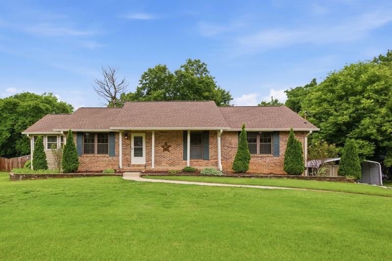 405 Lookout Dr, Columbia, TN 38401