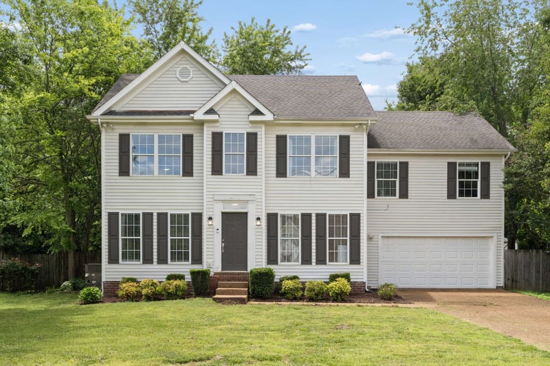 2805 Sutherland Dr, Thompsons Station, TN 37179