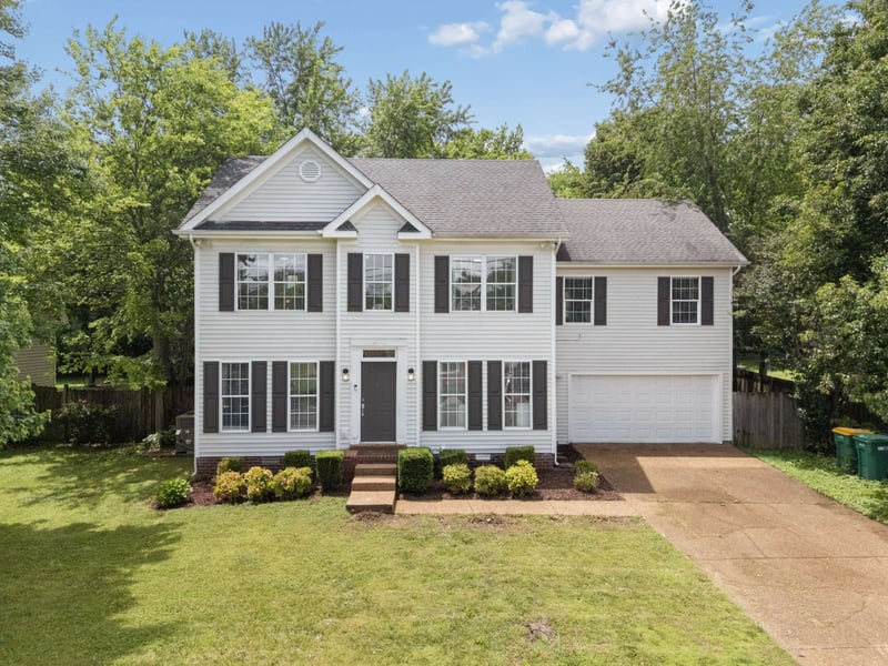 2805 Sutherland Dr, Thompsons Station, TN 37179