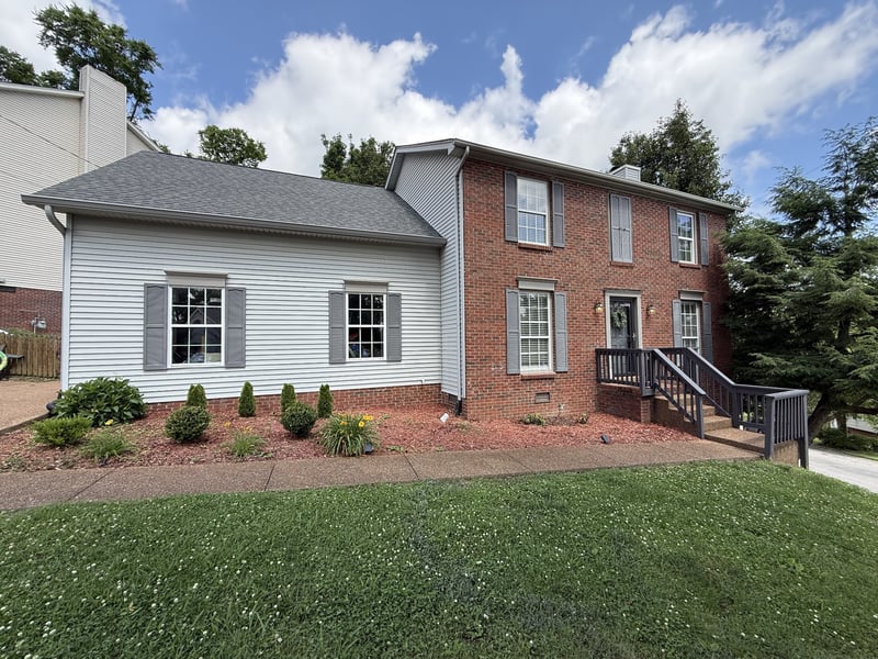 1716 Champions Dr, Nashville, TN 37211