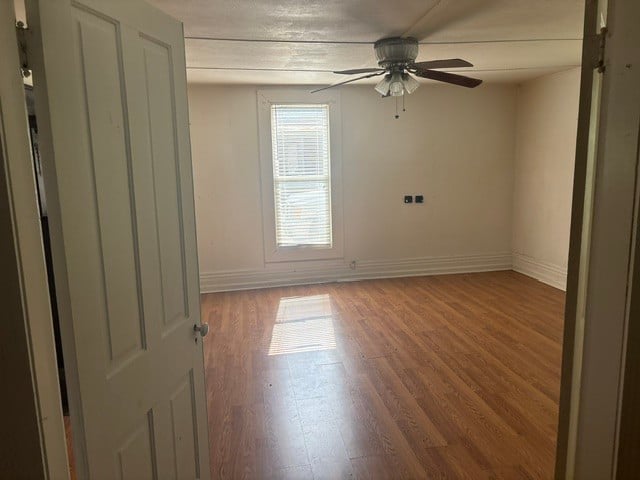 208 S Russell St, Portland, TN 37148