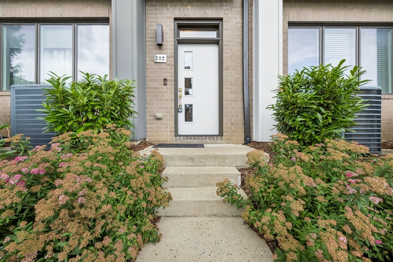 712 Melpark Dr, Nashville, TN 37204