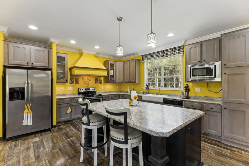 3469 Gillespie Ln, Columbia, TN 38401