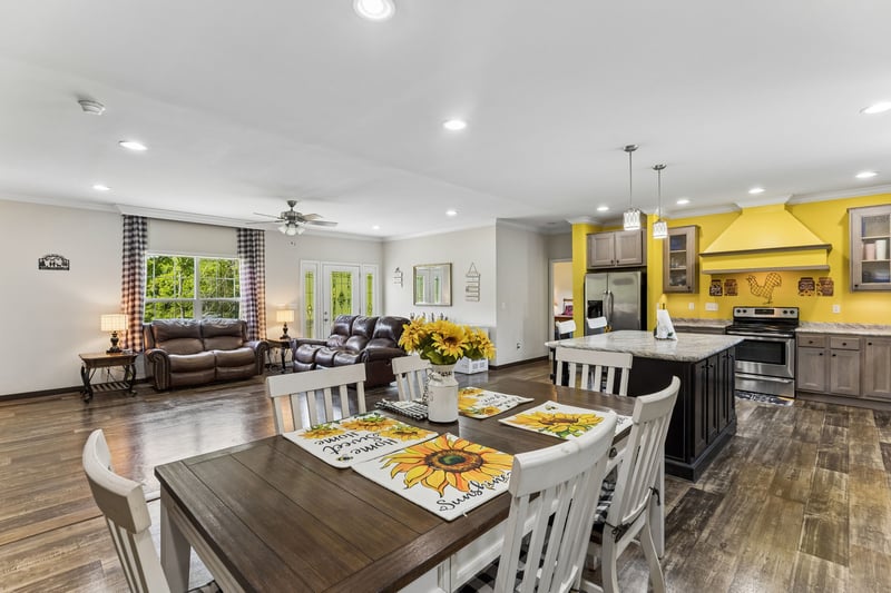 3469 Gillespie Ln, Columbia, TN 38401