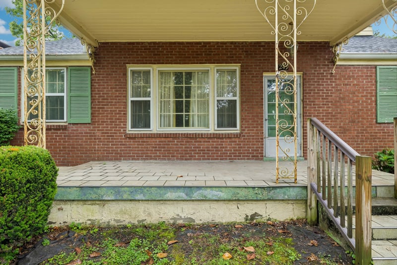 249 Fairway Dr, Nashville, TN 37214