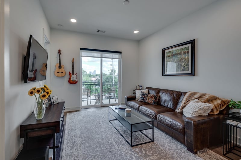 1125 10th Ave #210, Nashville, TN 37208