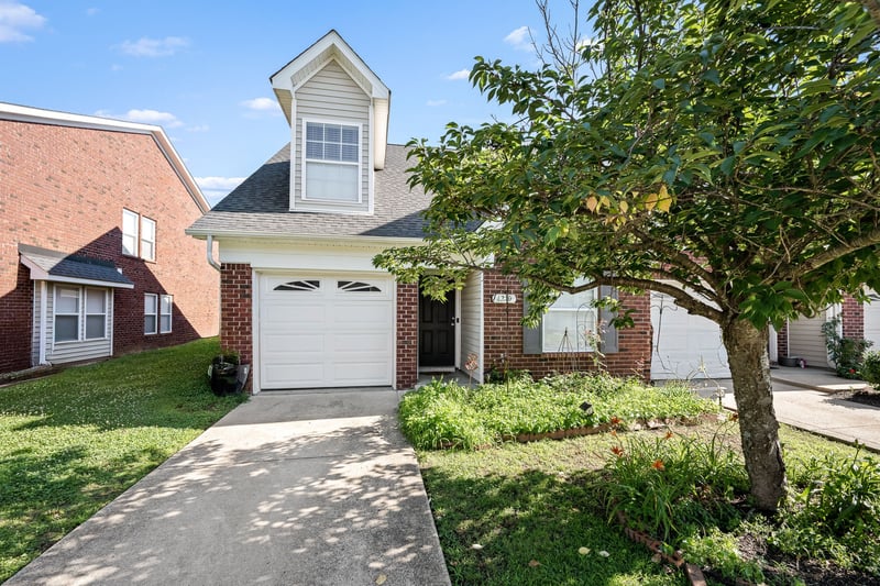 4210 Aurora Cir, Murfreesboro, TN 37127
