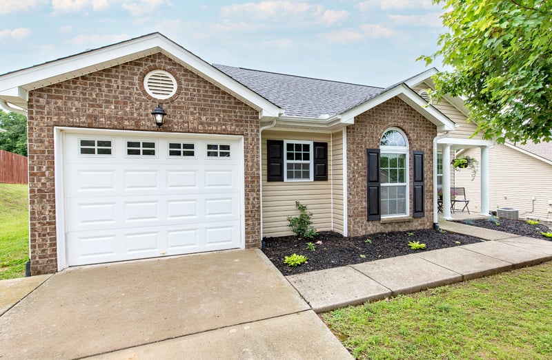 140 Granda Flora Dr, White House, TN 37188