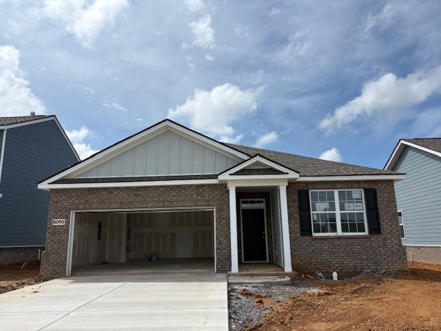 8090 Jude Dr, White House, TN 37188