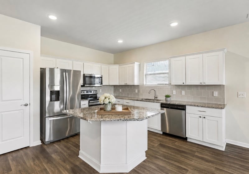 2021 Sercy Dr, Spring Hill, TN 37174