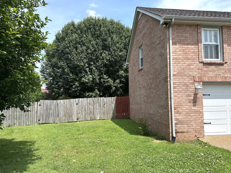 1816 Elizabeth Ct, Spring Hill, TN 37174
