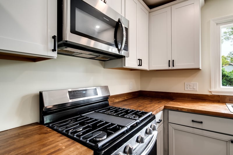 853 Rogers Rd, Gallatin, TN 37066