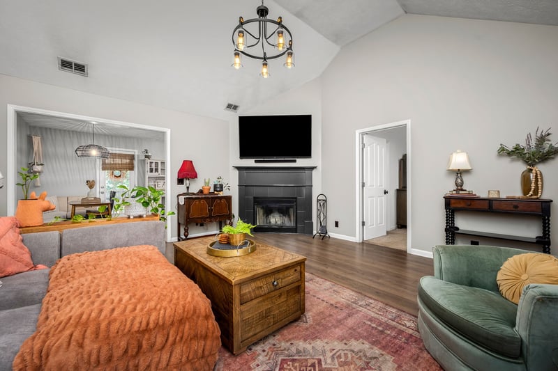 2821 Holsted Dr, Murfreesboro, TN 37128