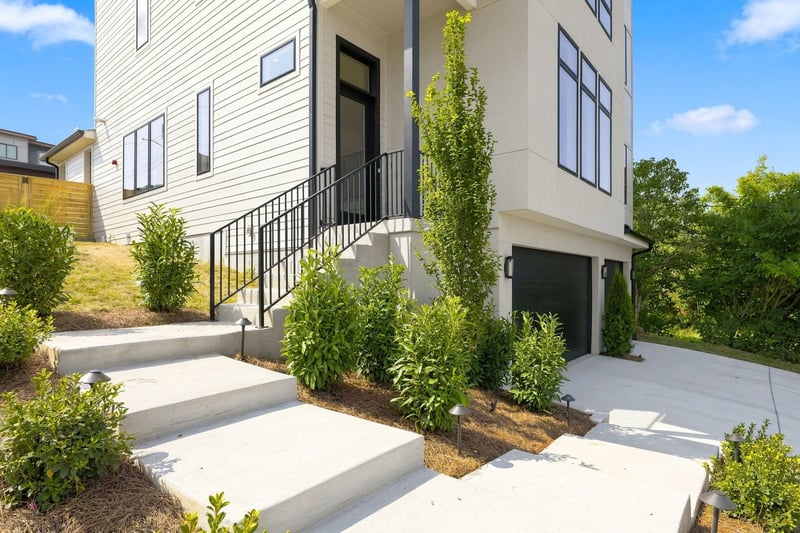 301 33rd Ave N, Nashville, TN 37209
