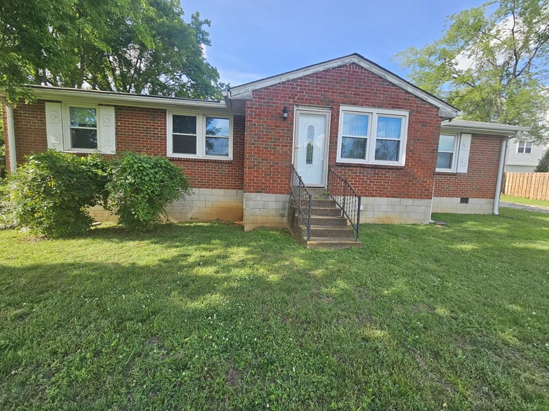 113 Hart Ln, Nashville, TN 37207