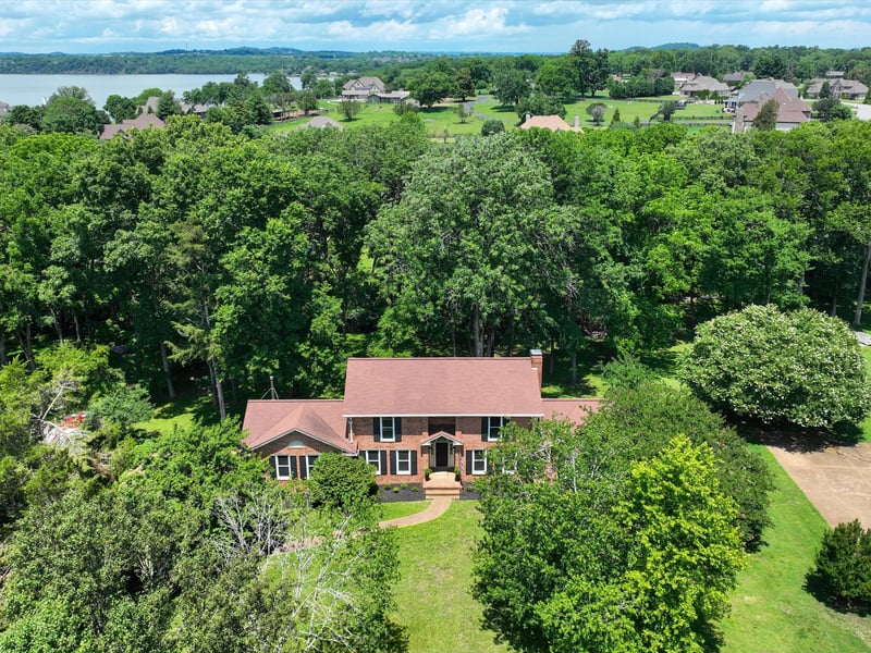 1718 Lake Grassland, Gallatin, TN 37066
