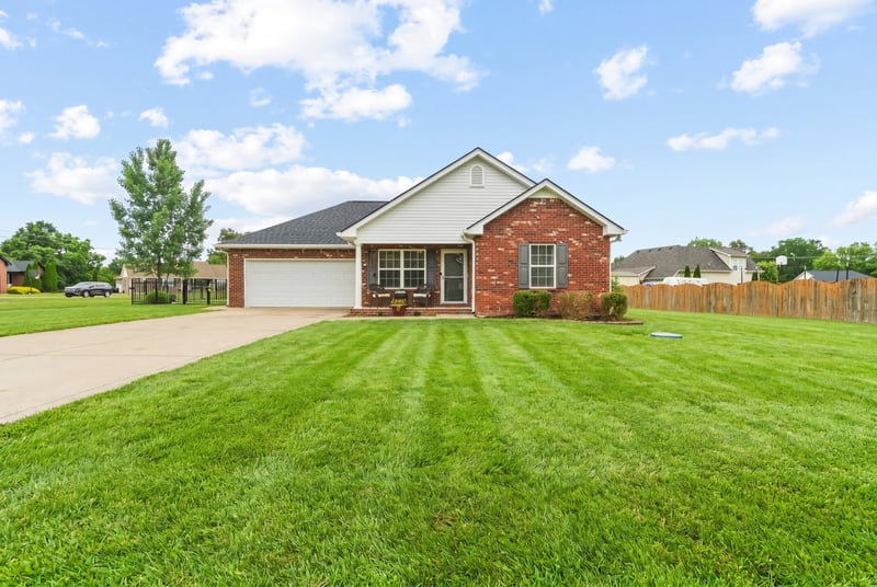 1118 Clay Ct, Murfreesboro, TN 37128