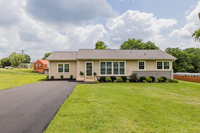 4428 Saunders Ave, Nashville, TN 37216
