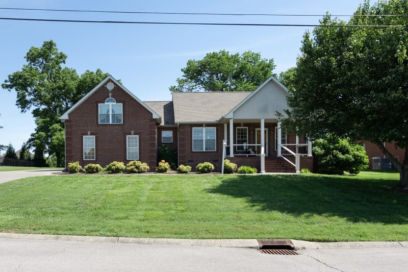 291 Bayhill Dr, Gallatin, TN 37066