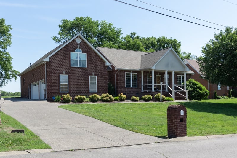 291 Bayhill Dr, Gallatin, TN 37066
