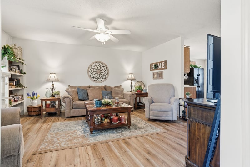 202 Kimberly Dr, Columbia, TN 38401