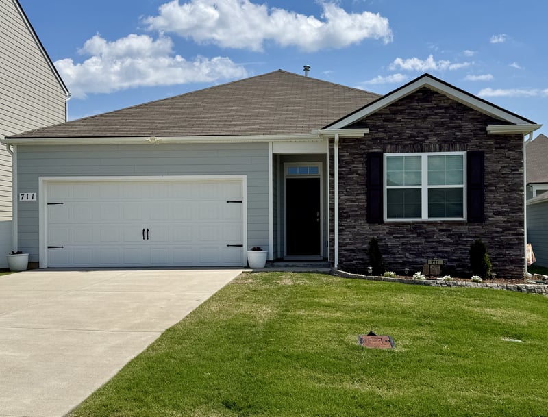 711 Pintail Pt, Lebanon, TN 37090