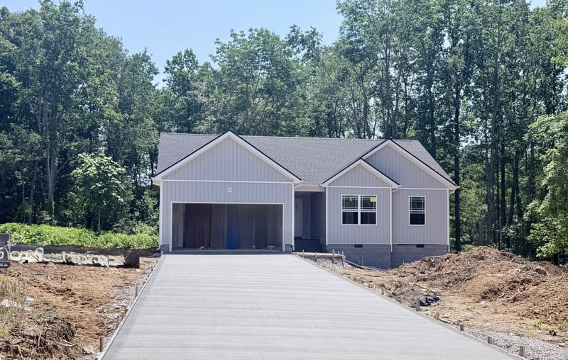 111 Morgan Ln, Dickson, TN 37055