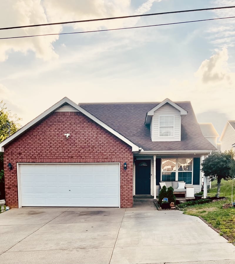 3059 Ace Wintermeyer Dr, La Vergne, TN 37086