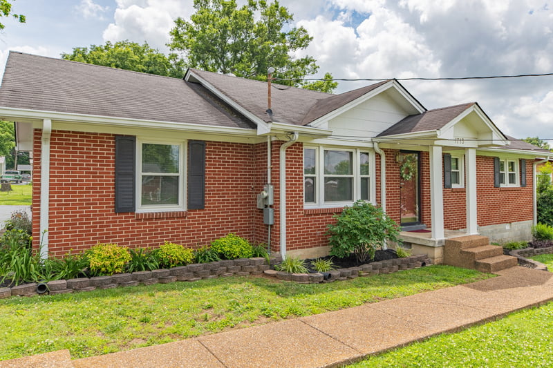 1713 Wheeler Dr, Columbia, TN 38401