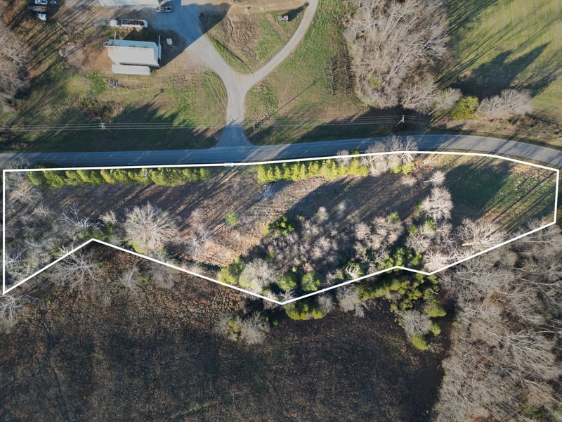 Maple Valley Rd, Cumberland Furnace, TN 37051