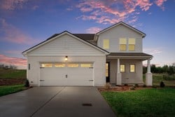 1924 Hildebrand Ln, Columbia, TN 38401