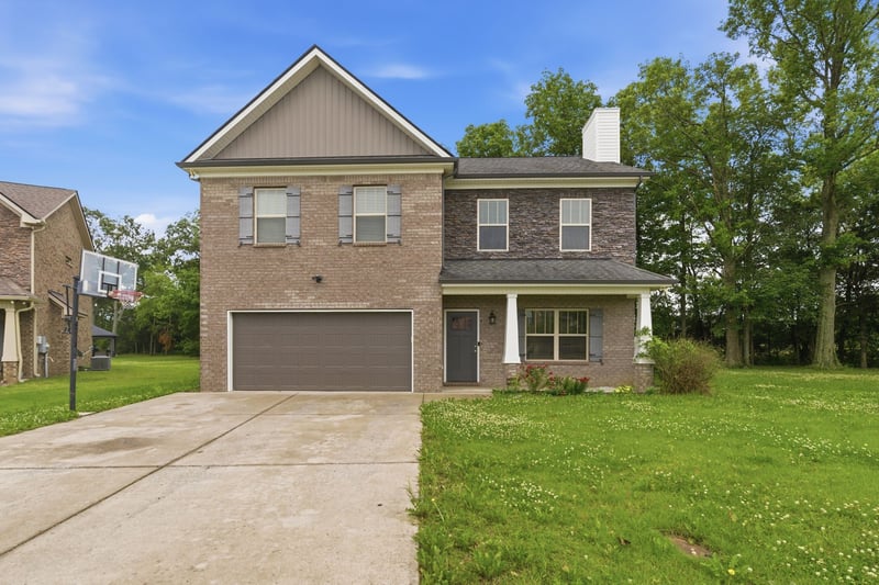 625 Eagleview Dr, Eagleville, TN 37060