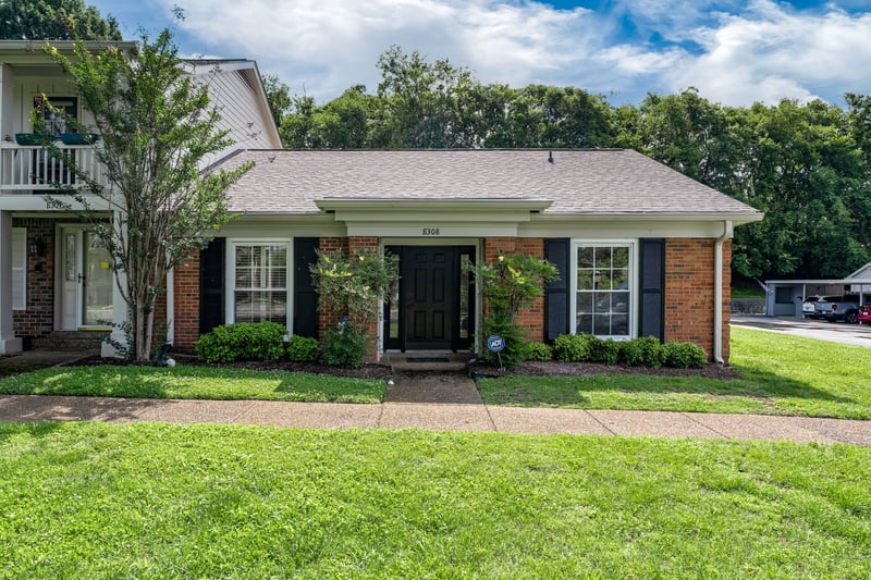 8300 Sawyer Brown Rd #E308, Nashville, TN 37221
